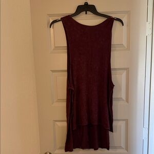 Sleeveless Burgundy Tunic Top